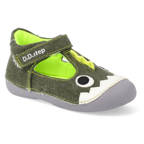 Plátěné sandálky D.D.step C015-329A zelené
