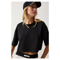 Happiness İstanbul Women's Black Basic Crop Knitted T-Shirt