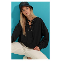 Trend Alaçatı Stili Women's Black Lace-Up Oversized Sweatshirt