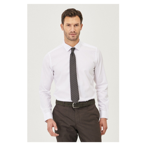 ALTINYILDIZ CLASSICS Men's White Non-iron Non-iron Slim Fit Slim Fit 100% Cotton Dobby Shirt. AC&Co / Altınyıldız Classics