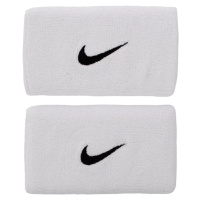 BÍLÉ POTÍTKA NIKE SWOOSH DOUBLEWIDE WRISTBANDS Bílá