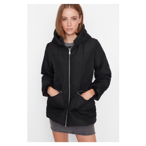 Trendyol Black Oversize Puffy Coat s kapucí