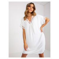 Oversized bílé šaty s krátkým rukávem