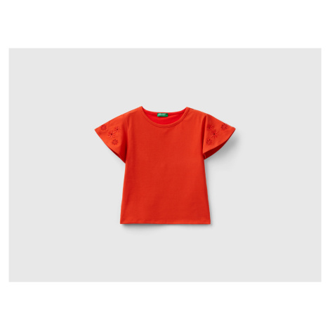 Benetton, T-shirt With Floral Embroidery United Colors of Benetton