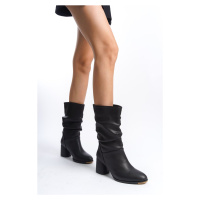 Capone Outfitters Women's Round Toe Boots