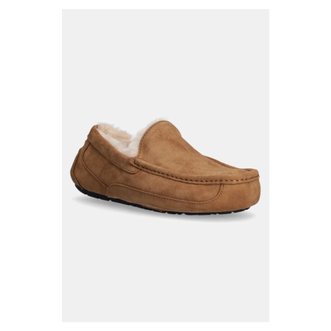 Kožené papuče UGG Ascot 1101110.CHE