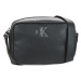 Calvin Klein Jeans MINIMAL MONOGRAM CAMERA BAG18 Černá