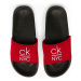 Pantofle KW0KW01054-XBG černočervená - Calvin Klein černo-červená