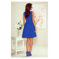 Rozšířené dámské šaty v chrpové barvě s výstřihem ve tvaru srdce model 7718529