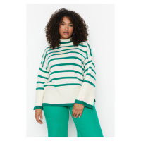 Trendyol Curve Green Striped Knitwear Sweater