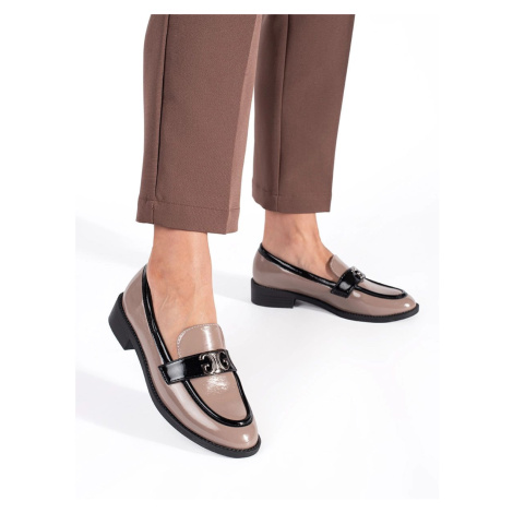 Zajímavé béžové mokasíny dámské na plochém podpatku