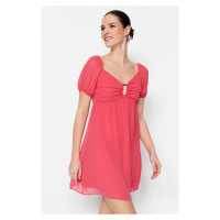 Trendyol Růžová Okno Detailní A-Linie / Bell Form Mini Podšívka Tkané šaty