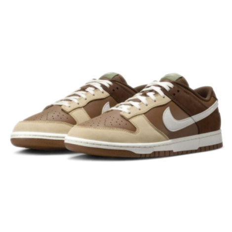 Nike Dunk Low Hnědá