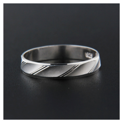 Stříbrný prsten 13829 AMIATEX