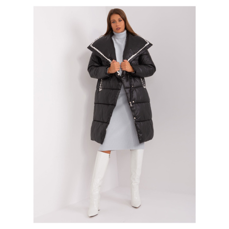 Černá dlouhá zimní bunda s kapsami Fashionhunters