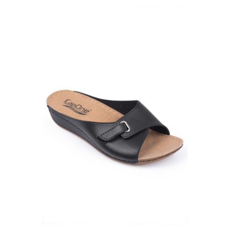 Capone Outfitters Mules - Black - Wedge
