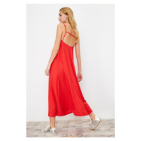 Trendyol červené šaty s hranatým výstřihem do A-linie z angreštově/texturovaného pleteného mater