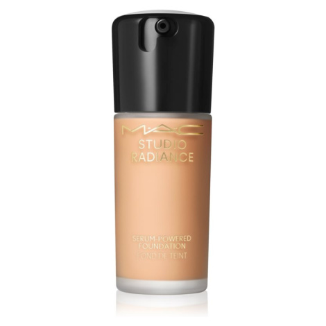 MAC Cosmetics Studio Radiance Serum-Powered Foundation hydratační make-up odstín NW22 30 ml