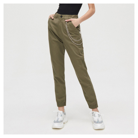 Cropp - Kalhoty joggers high waist s řetízkem - Khaki