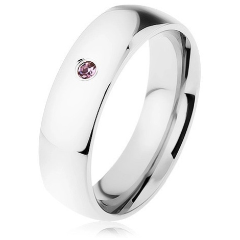 Širší ocelový prsten, stříbrná barva, drobný zirkonek ve fialovém odstínu Šperky eshop