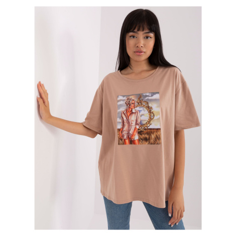 Béžové dámské oversize tričko s potiskem Fashionhunters