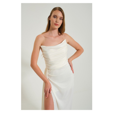 Carmen Ecru Evening Dress in Satin with a Slit