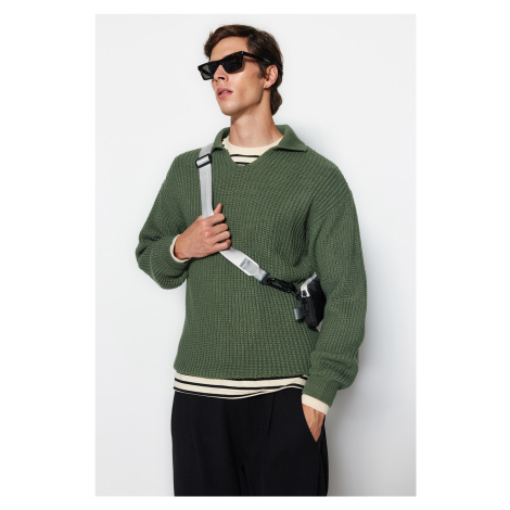 Trendyol Green Unisex Regular Fit Polo Collar Anti-Pilling Knitwear Sweater