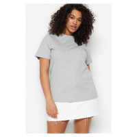 Trendyol Curve Gray Crew Neck Knitted T-shirt with Accessories