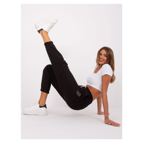 Černé dámské jogger kalhoty - SUBLEVEL