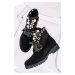Černé kotníkové boty s perlami Emelia
