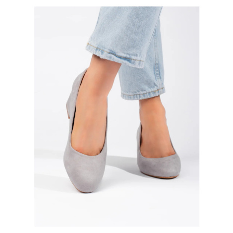 Pěkné dámské lodičky šedo-stříbrné na širokém podpatku