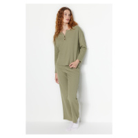 Trendyol Green Waffle Tshirt-Pants Knitted Pajama Set