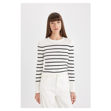 DEFACTO Regular Fit Soft Texture Crew Neck Striped Sweater