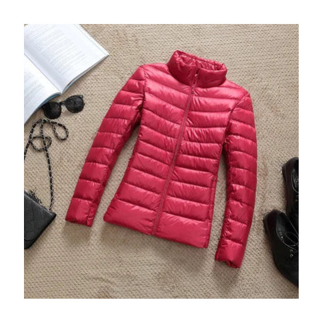 dámská bunda – slim střih, krátká parka s kapucí