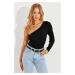 Cool & Sexy Women's Black One-Shoulder Knitwear Blouse YV204