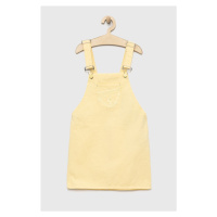 Dětské riflové šaty Guess žlutá barva, mini