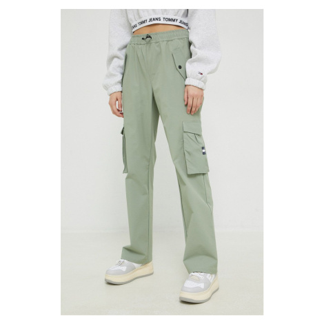 kalhoty Tommy Jeans dámské, zelená barva, kapsáče, high waist Tommy Hilfiger