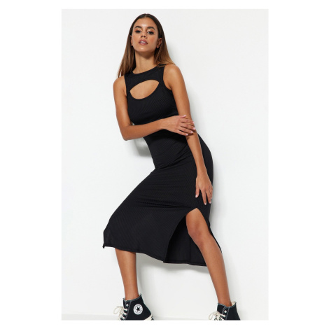 Trendyol Black Fitted Cut Out Detail Midi Stretch Knit Dress