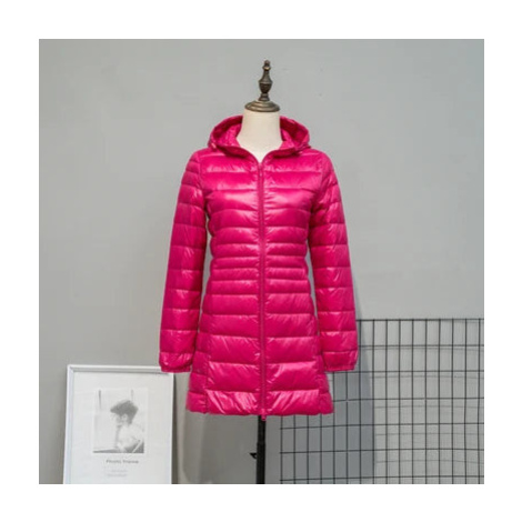 Dlouhá dámská péřová bunda – lehká, větruodolná, zimní s kapucí