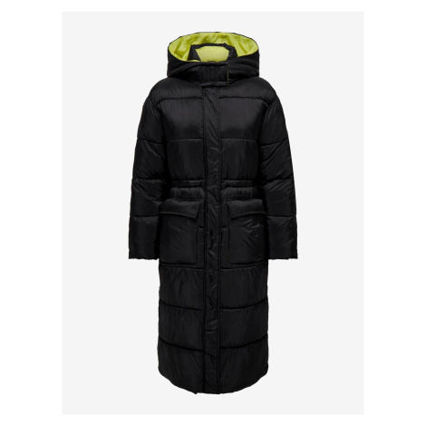 Černý dámský prošívaný zimní kabát s kapucí ONLY Puk