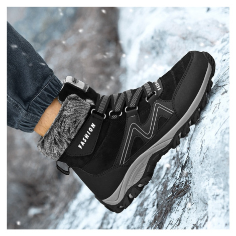 Kotníkové zimní boty na hory s prošíváním a kožíškem MIXI FASHION