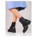 Krásné černé dámské kotníčkové boty na plochém podpatku