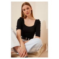 Happiness İstanbul Women's Black and White Square Collar Corduroy Crop Blouse