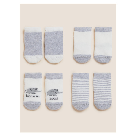 Dětské ponožky s vysokým podílem bavlny a nápisem „Born in 2022“, 4 ks Marks & Spencer šedá
