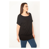 Şans Women's Plus Size Black Crew Neck Low-Sleeve Tunic with Tapeed Hem