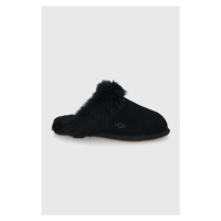 Semišové papuče UGG Scuffette II černá barva, 1122750.BLK