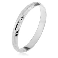 Prsten ze stříbra 925 - svislé a horizontální zářezy, lesklý povrch