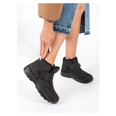 Módní dámské černé kotníkové boty bez podpatku