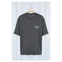 Trendyol Anthracite Oversize/Wide Cut 100% Cotton T-shirt with Raised Text Printed on the Back