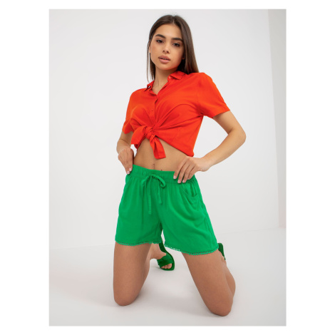 Zelené letní ležérní šortky s krajkou FRESH MADE Fashionhunters
